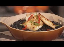 Recette Paella De Seiche Au Riz Noir Petits Plats En Equilibre Tf1 En 2020 Petits Plats En Equilibre Riz Noir Recette Riz Noir