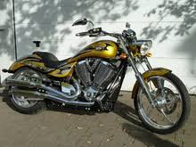 I'm gonna side mount the license plate, but i wanted to see if anyone had creative ways now that 2.5 rear fender crop looks awesome. Victory Motorcycles Wikipedia