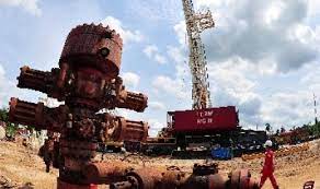 3.) kilang (oil refinery) adalah sebuah fasilitas produksi yang mengolah crud oil (minyak mentah) atau juga gas menjadi bahan cair yang lebih murni jika beberapa warga kompasiana ada yang salah sangka mengartikan bahwa kilang offshore berarti kilang didarat yang dicopot diangkat dipasang di. Empat Daerah Penghasil Minyak Terbesar Di Indonesia Republika Online