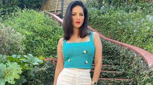 The dark days are gone , and the bright days are here , my sunny one ( that sweet boquet ) sunny , thank you for the love you brought my way. Sunny Leone Does Cartwheel With Ease Gives Us Major Fitness Goals Lifestyle News The Indian Express