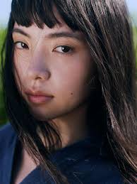 Bottega Veneta Summer 24 Global Campaign Creative Direction: Matthieu Blazy  @matthieu_blazy Photographer: Deo Suveera @deo_suveera & Pamela Dimitrov  @pamelad BV Head of Production: Dejan Poletan @dejanpoletan Lead  Production: Untitled Project Executive ...