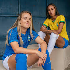 Veja como foi o único gol do jogo, marcado por laura! Jogadoras Do Corinthians Protagonizam Campanha De Novo Uniforme Da Selecao Feminina