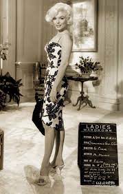 A loves a embroidered 3/4 sleeves belted round neck boho dress. Marilyn Monroe Black And White Printed Dress Something S Gotta Give