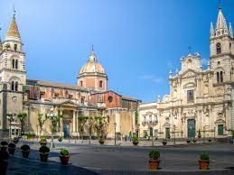 Die größte religiöse sehenswürdigkeit ist die kathedrale von catania, deren bau noch vor tausend jahren fertig war. Catania Sehenswurdigkeiten Top 15 Reisefuhrer Unterkunft Sizilien