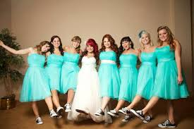 Pin By Lauren Hudson On Our 50s Wedding Bridesmaid Converse Wedding Converse Bridesmaids Wedding Converse