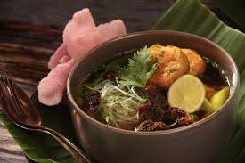 Soto lamongan adalah salah satu makanan khas jawa timur yang memiliki rasa yang lezat dengan harga cukup murah dan ekonomis. 15 Resep Soto Yang Mudah Dibuat Ada Soto Ayam Ambengan Halaman All Kompas Com