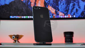 If you have an iphone 7 plus there's not much different apart from wireless charging and a faster processor on the 8 plus (there are a. Iphone 8 Plus Hands On Impressions Is It Worth Getting Video Redmond Pie