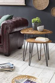 Couchtische klassisch & modern klarglas, metall oder massivholz große auswahl schnelle lieferung welche couchtische eignen sich für kleine räume? Pin Auf Couchtische Beistelltische In Massivholz