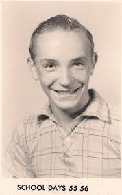 Jillian Kern's Instagram, Twitter & Facebook