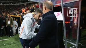 Ama bu arda turan'ın yaptığı davranışı onayladığım anlamına gelmez. Arda Turan Fatih Terim Dunyalara Bedel