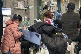 Corona explosion in China about 220000 new cases - ચીનમાં કોરોના વિસ્ફોટ, 1  જાન્યુઆરી સુધી એક સપ્તાહમાં આવ્યા લગભગ 2,20,000 નવા કેસ – News18 Gujarati