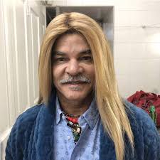So, errr, yeah. Carlos Valderrama has straightened his hair......🤣