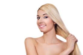 Regelmäßig angewendet werden deine blonden. Von Braun Auf Blond Farben So Gelingt S Ohne Bruchiges Und Ausgetrocknetes Haar