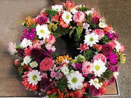 Wir Liefern Blumen Blumenstrauss Und Pflanzen In Kiel Und Umgebung Blumen Sommerblumen Blumenstrauss