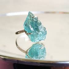 Apatite Ring Raw Blue Crystal Adjustable Ring Apatite Jewelry Etsy Rough Crystal Jewelry Color Stones Jewelry Blue Stone Ring