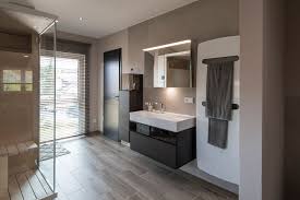 Wohnideen Badezimmer Mit Sauna Und Bodentiefem Fenster Fertighaus Kaufen Fingerhaus Badezimmer Mit Sauna