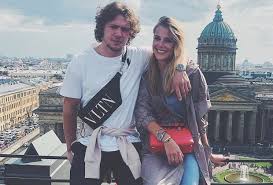 Панарин артемий хоккей нападающий россия 30.10.1991. Uralskaya Zakvaska Panarin Samyj Dorogoj Rossiyanin V Nhl On Rodilsya V Chelyabinske I Kritikuet Vlast Hokkej Sport Lenta Ru