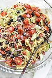 Season with salt and pepper to taste if desired. Easy Italian Spaghetti Pasta Salad Foodiecrush Com Best Salad Recipes Spaghetti Pasta Salad Foodie Crush