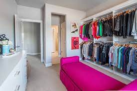 A Extra Spare Bedroom In Your Home Can Be Transformed Into A Beautiful Dressing Room Like This White Me Spare Bedroom Closets Closet Bedroom Spare Room Closet