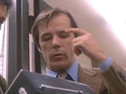 A chat with legendary actor Robert F Lyons |