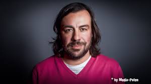 Jackie chan nos presenta la película days and nights in wuhan que se estrenará el 22 de enero nos mostrará cómo la ciudad donde se originó. Movieinsider De Synchronisation