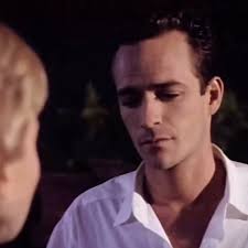 Some of my favorite Val/Kelly banter 😂. Were you Team Val or Team Kelly? .  . Bh90210 tees you always wanted 👉 order at link in my Bio  @beverly_hills_90210_tv . . . #