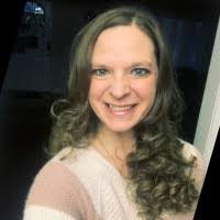 Laura Huss's Instagram, Twitter & Facebook