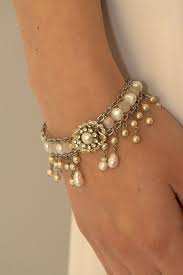 Bridal Bracelet Pearls Wedding Bracelet Rhinestone Vintage Style Bride Bracelet Victorian Jewelry Wedding Jewelry Crystals Bracelet 1920s Pearl Bracelet Wedding Crystal Wedding Jewelry Bridal Bracelet Pearl