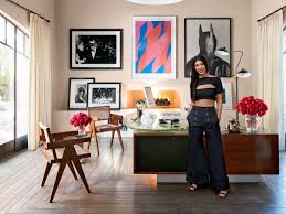 See more ideas about kardashian home, kardashians house, khloe kardashian house. Inside Khloe And Kourtney Kardashian S Houses In California Architectural Digest