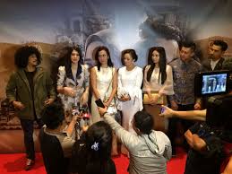 Link download / streaming 480p/720p/1080p. Bukan Cinta Malaikat Tak Ada Cinta Yang Sempurna Curhat Larasati