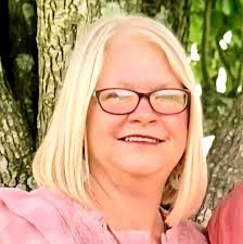 Butcher shop in Thomaston with custom cuts?