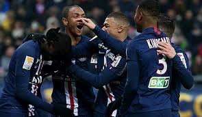 Lille won 11 direct matches.psg won 23 matches.14 matches ended in a draw.on average in direct matches both teams scored a 2.08 goals per match. Osc Lille Gegen Psg Paris Saint Germain Heute Live Im Tv Livestream Und Liveticker