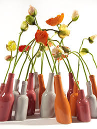 Decorer Avec Des Bouteilles Arrangements De Vase Vases Muraux Vase Design