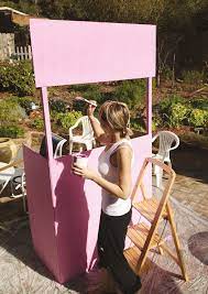 Homemade Kissing Booth Diy Photo Booth Diy Photo Booth Booth Diy Photo Booth
