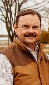 Wade Carter Announces Candidacy for Henderson County Judge in 2026 Election  Wade Carter, a lifelong Henderson County resident, seasoned banking  professional, and dedicated public servant, has officially announced his  candidacy for Henderson