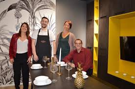 Modele de cuisine chez aviva. Cuisines Aviva Renforce Sa Presence Dans La Region Bourgogne Franche Comte Avec Un 5e Magasin