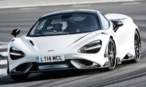 Mclaren automotive is a british automotive manufacturer based at the mclaren technology centre in woking, england. Neuer Mclaren 765lt 2020 Erste Testfahrt Autozeitung De