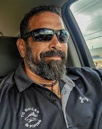 Andrew Squires's Instagram, Twitter & Facebook