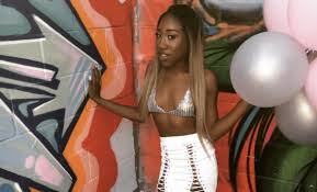 How old is t'yanna wallace? B I G S Daughter T Yanna Wallace Opens Notoriouss Clothing Store In Brooklyn