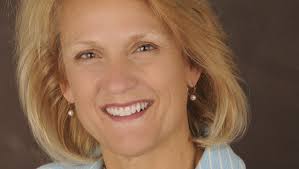 Karen Bissonnette's Instagram, Twitter & Facebook