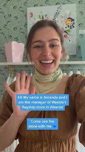 Pretty Amanda and Her Shop