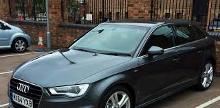 J'ai acheté une a3 ambiente tiptronic 2ltdi 140 de 2005 71000 km. Essai De L Audi A3 Sportback 2 0 L Tdi La Meilleure Des Compactes Sportives