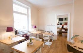 Rosabraun Cafe Wohnkultur Stuttgart Kaffeespezialitaten Mobel Accessoires Restaurants Stuttgart Marketing Gmbh Wohnen Cafe Restaurant Cafe