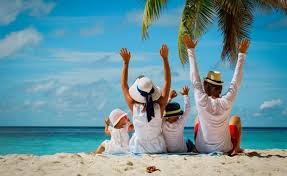 Penelitian itu melibatkan ratusan subjek online untuk menggambarkan ritual yang mereka lakukan bersama keluarga mereka selama natal, tahun baru. 5 Tips Liburan Seru Dan Menyenangkan Bersama Keluarga Biar Hidup Nggak Makin Suntuk