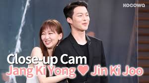 Jang ki yong shares about taking his first lead role in 'confession couple', wishes for 2018, and more. Close Up Cam Jang Ki Yong Jin Ki Joo Sooo Cute Come And Hug Me Youtube