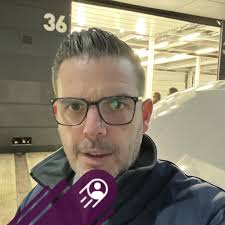 After a very long week it's head home from brands hatch to Pendine to  support Jaco and a load of mates ! Its not a good sign if Ahmet in his kebab