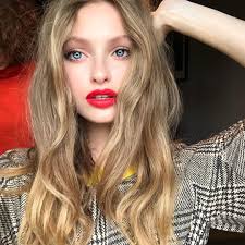 Red Lips Rosy Cheeks Long Hair Styles Hair Styles Beauty
