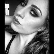 Carly McLeod Makeup Artistry (@carlymmakeup) • Facebook