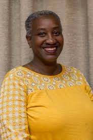 Kimberly Givens's Instagram, Twitter & Facebook