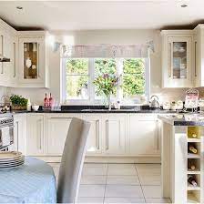 Here at my kitchen accessories we have a number of high quality cream toasters to choose from, find a cream coloured toaster from a wide range with such a stylish selection you can find the perfect cream toaster for your kitchen whether you are looking for a cheap 2 slice toaster ideal for a couple. 26 View Country Cream Kitchen Accessories Images Desain Interior Exterior